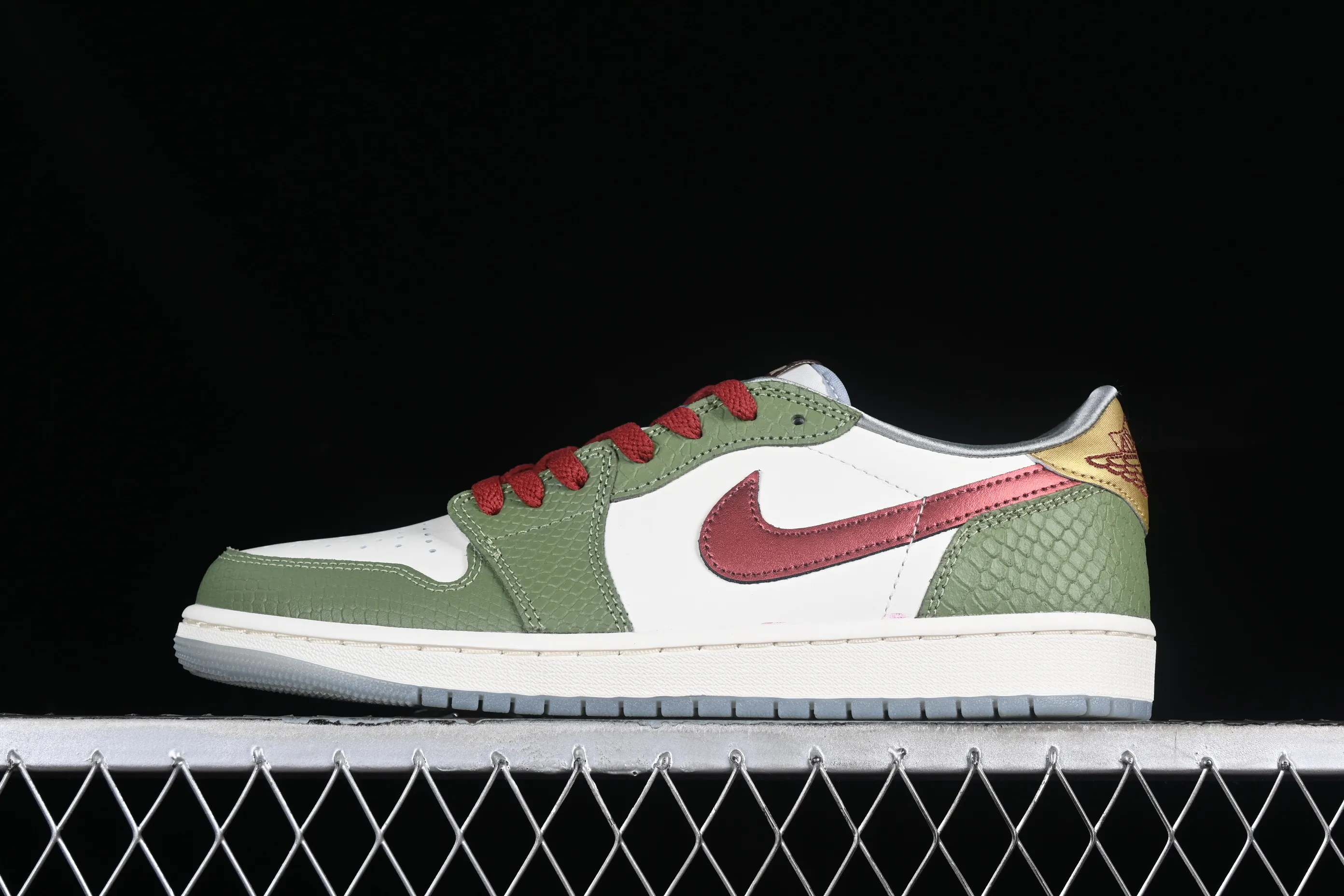 All categories Air Jordan Jordan series basketball shoes Air Jordan 1 Low G version pure original Air Jordan 1 Low CNY "Year of the Drago" AJ1 Joe 1 Year of the Dragon Limited Qinglong low-top cultural casual sneakers FN3727-100